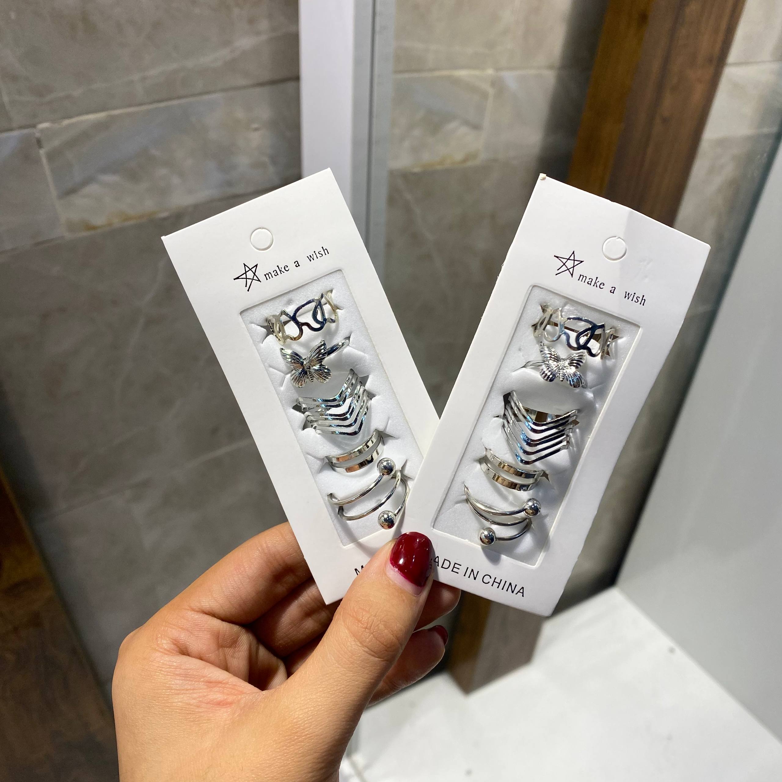 خرید اکسسوری ارزان و شیک ۲۰۲۵ | گردنبند، انگشتر، دستبند و گوشواره با قیمت مناسب