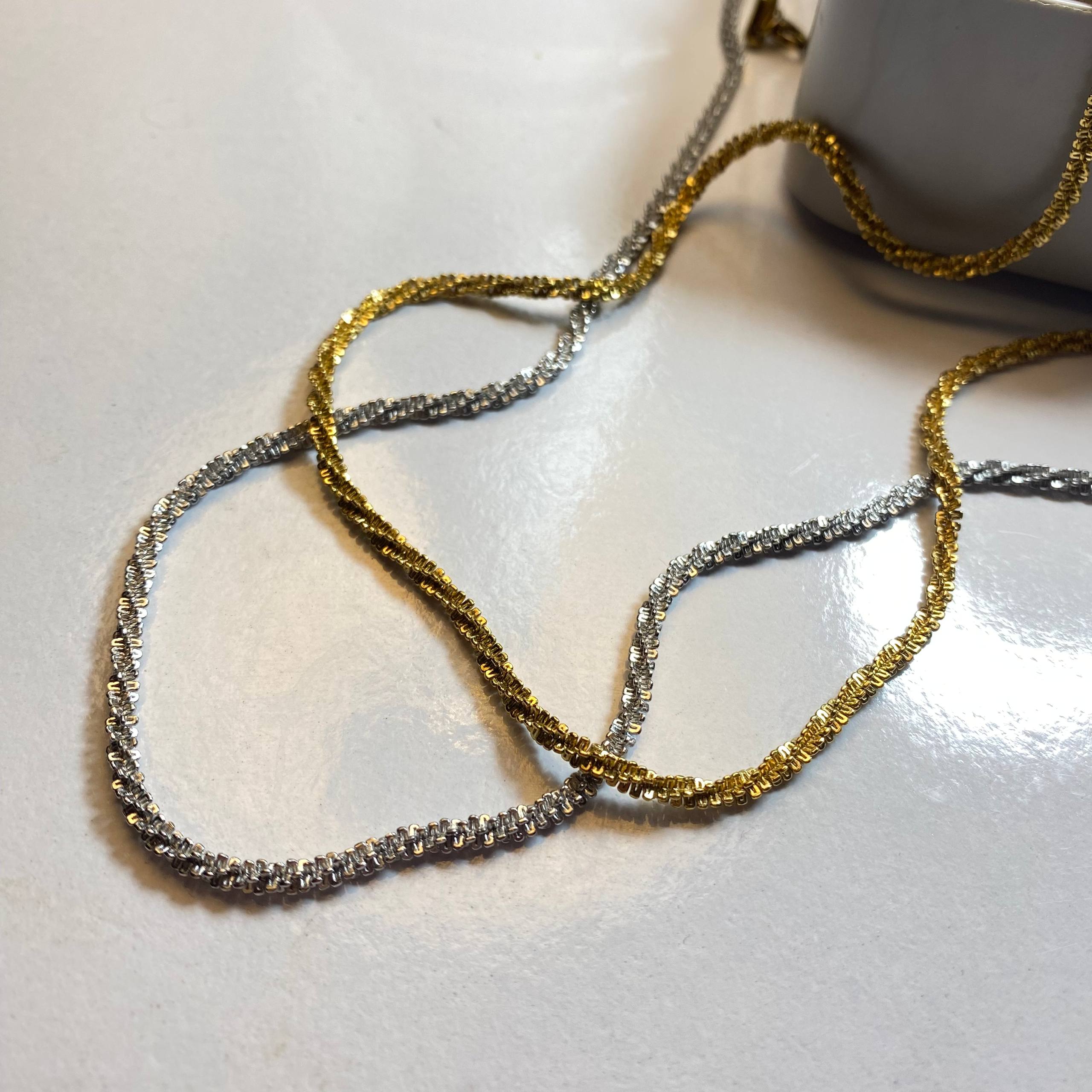 گردنبند خاویاری